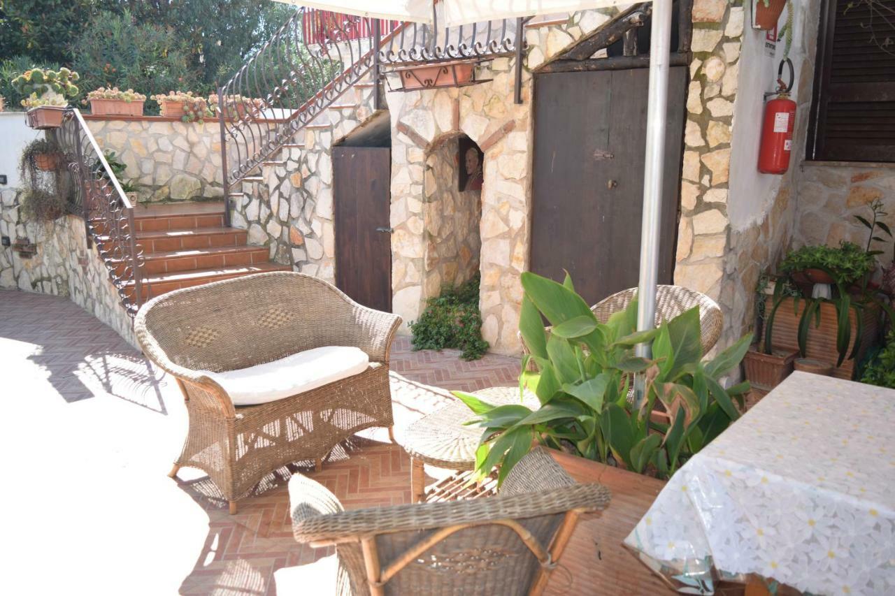 Bed and Breakfast Bed &Breakfast Pinetamare Castel Volturno Exterior foto